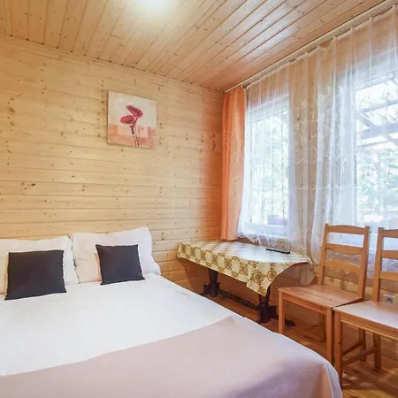 1 Bedroom Awesome In Apartment